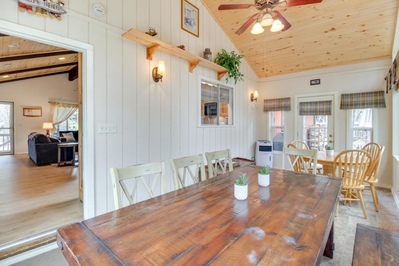 Updated Country Club Cabin, Near Golfing And Hiking! Indian Pine Exterior photo